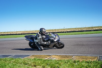 anglesey-no-limits-trackday;anglesey-photographs;anglesey-trackday-photographs;enduro-digital-images;event-digital-images;eventdigitalimages;no-limits-trackdays;peter-wileman-photography;racing-digital-images;trac-mon;trackday-digital-images;trackday-photos;ty-croes